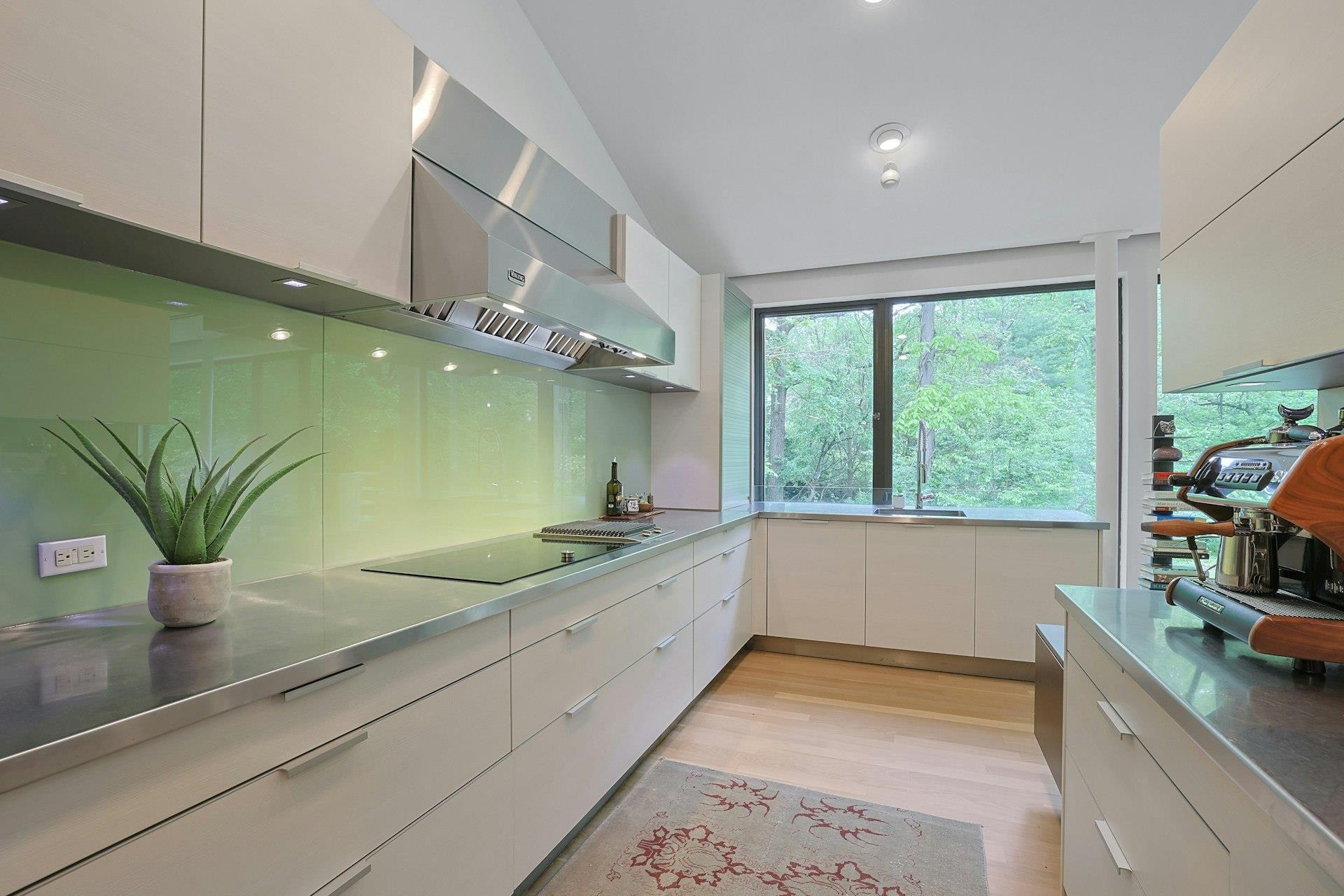 Single Family Somerstown  Westchester County, NY 10546, MLS-860989-11