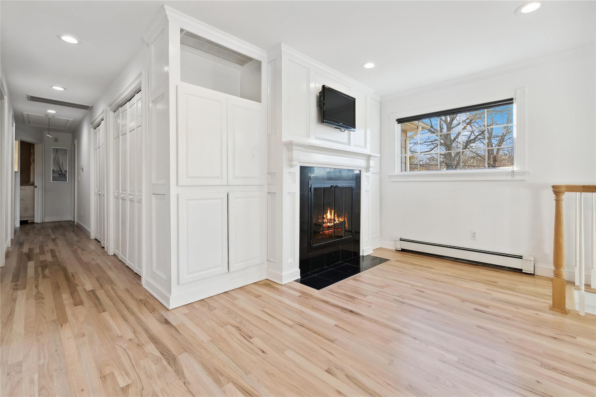 Single Family Wakefield  Suffolk County, NY 11946, MLS-861002-14