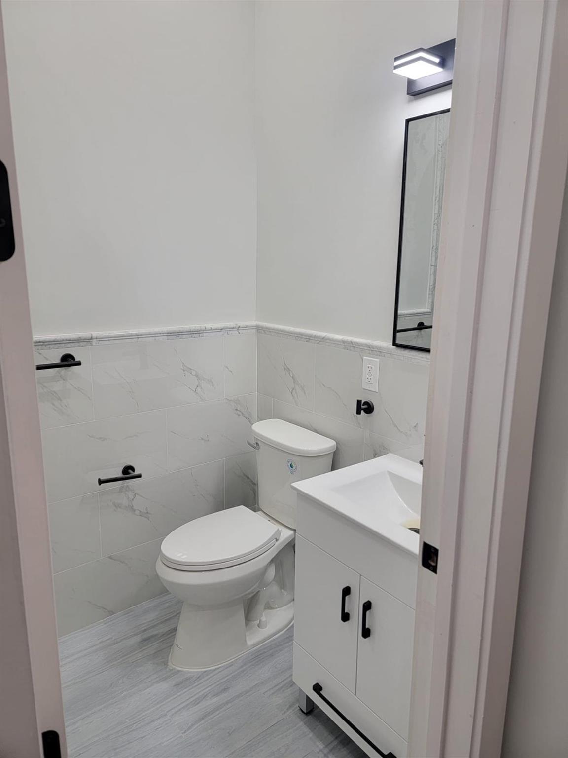 Apartment Lenox  Manhattan, NY 10027, MLS-861004-5