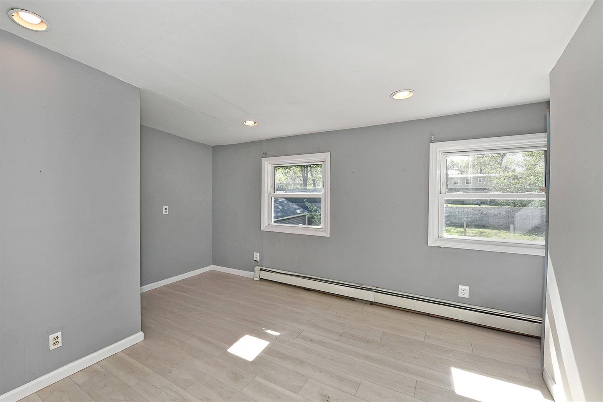 Single Family William  Suffolk County, NY 11726, MLS-861006-11