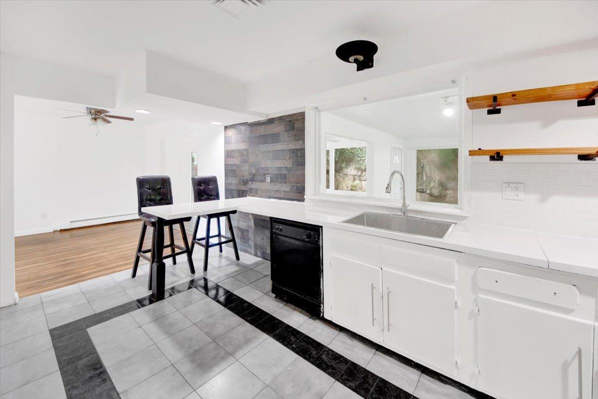 Single Family Linn  Westchester County, NY 10705, MLS-861015-19