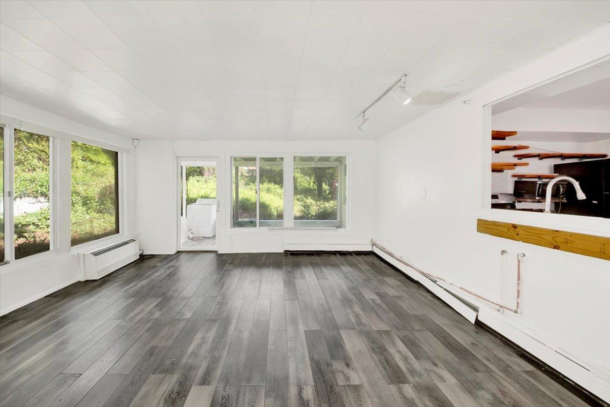 Single Family Linn  Westchester County, NY 10705, MLS-861015-30
