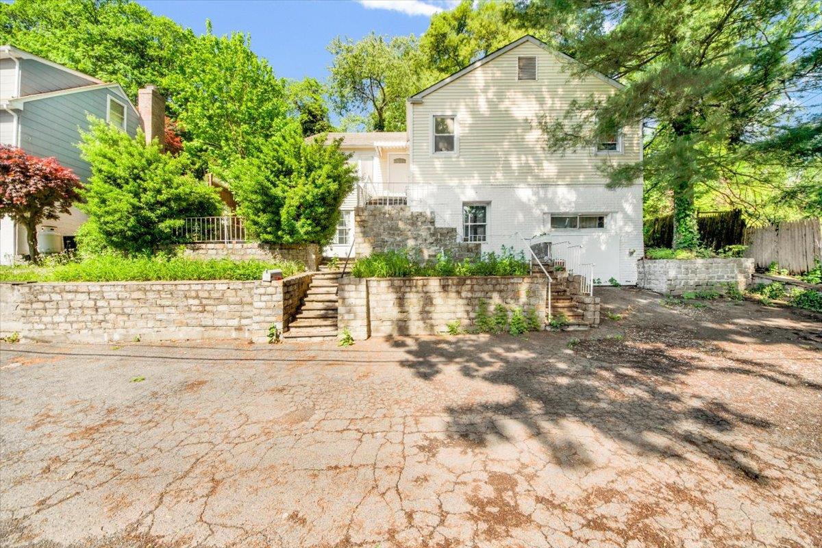 Single Family Linn  Westchester County, NY 10705, MLS-861015-32