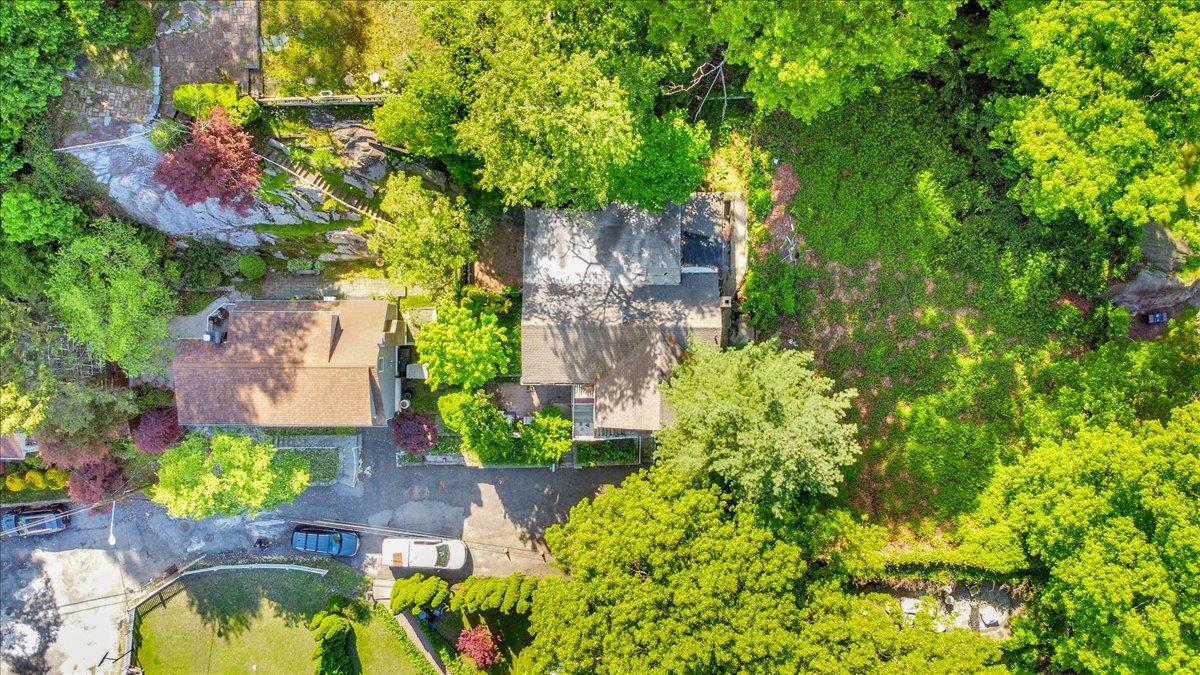 Single Family Linn  Westchester County, NY 10705, MLS-861015-37