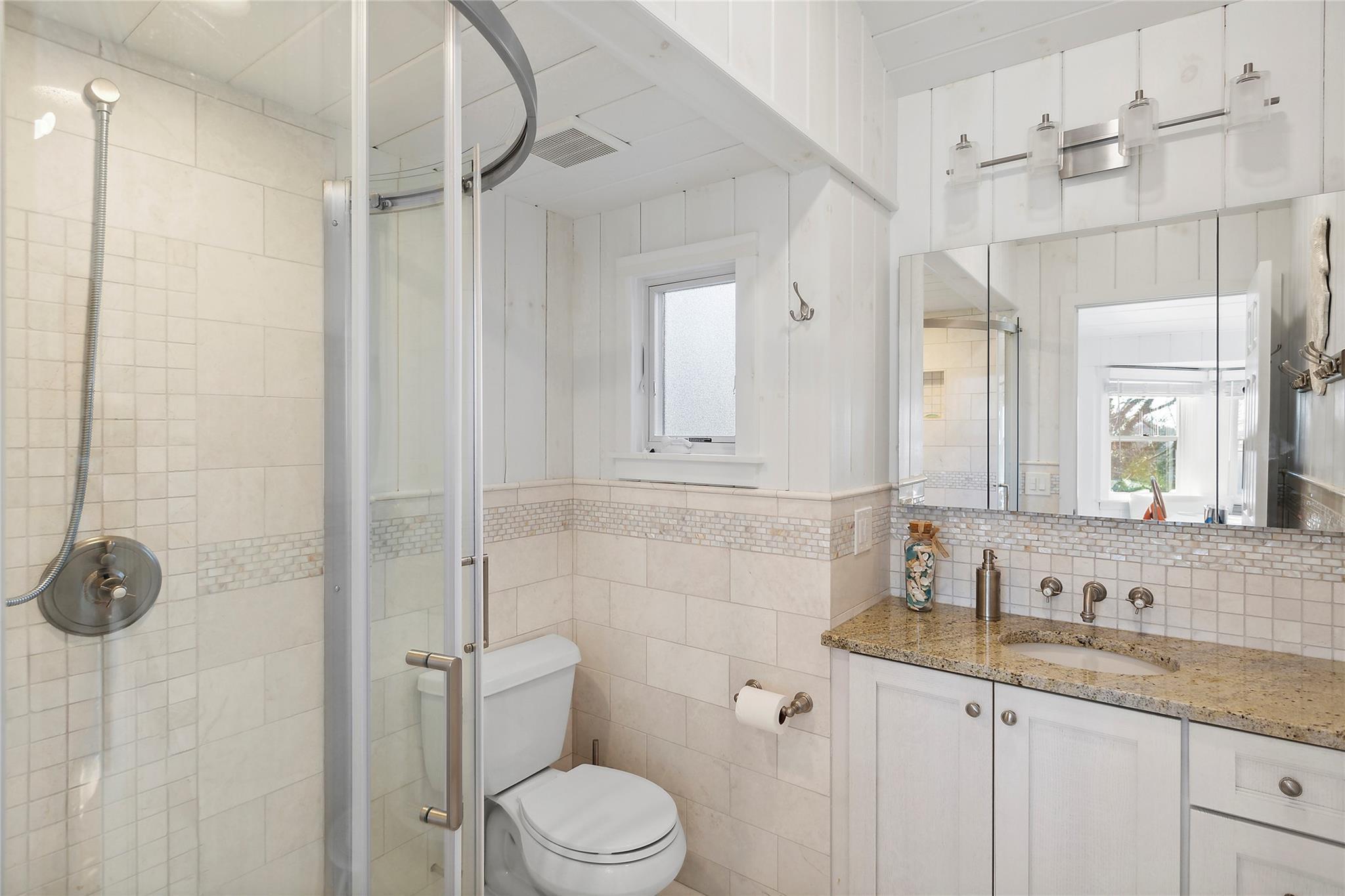 Coop North  Suffolk County, NY 11946, MLS-861024-9