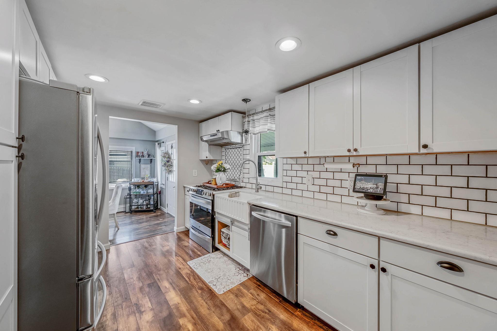 Single Family Ontario  Suffolk County, NY 11706, MLS-861030-12