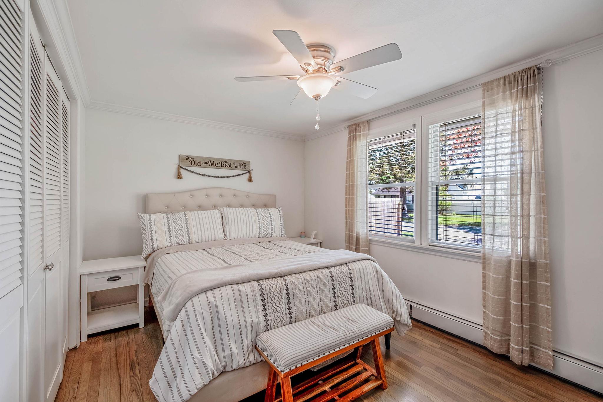 Single Family Ontario  Suffolk County, NY 11706, MLS-861030-13