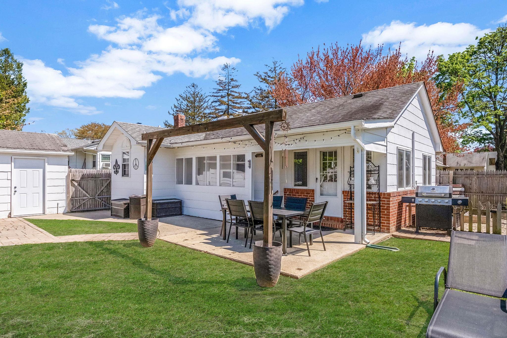 Single Family Ontario  Suffolk County, NY 11706, MLS-861030-26