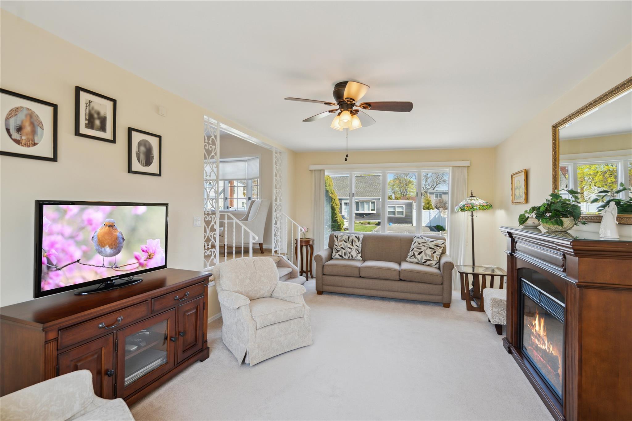 Single Family Elaine  Suffolk County, NY 11782, MLS-861033-9
