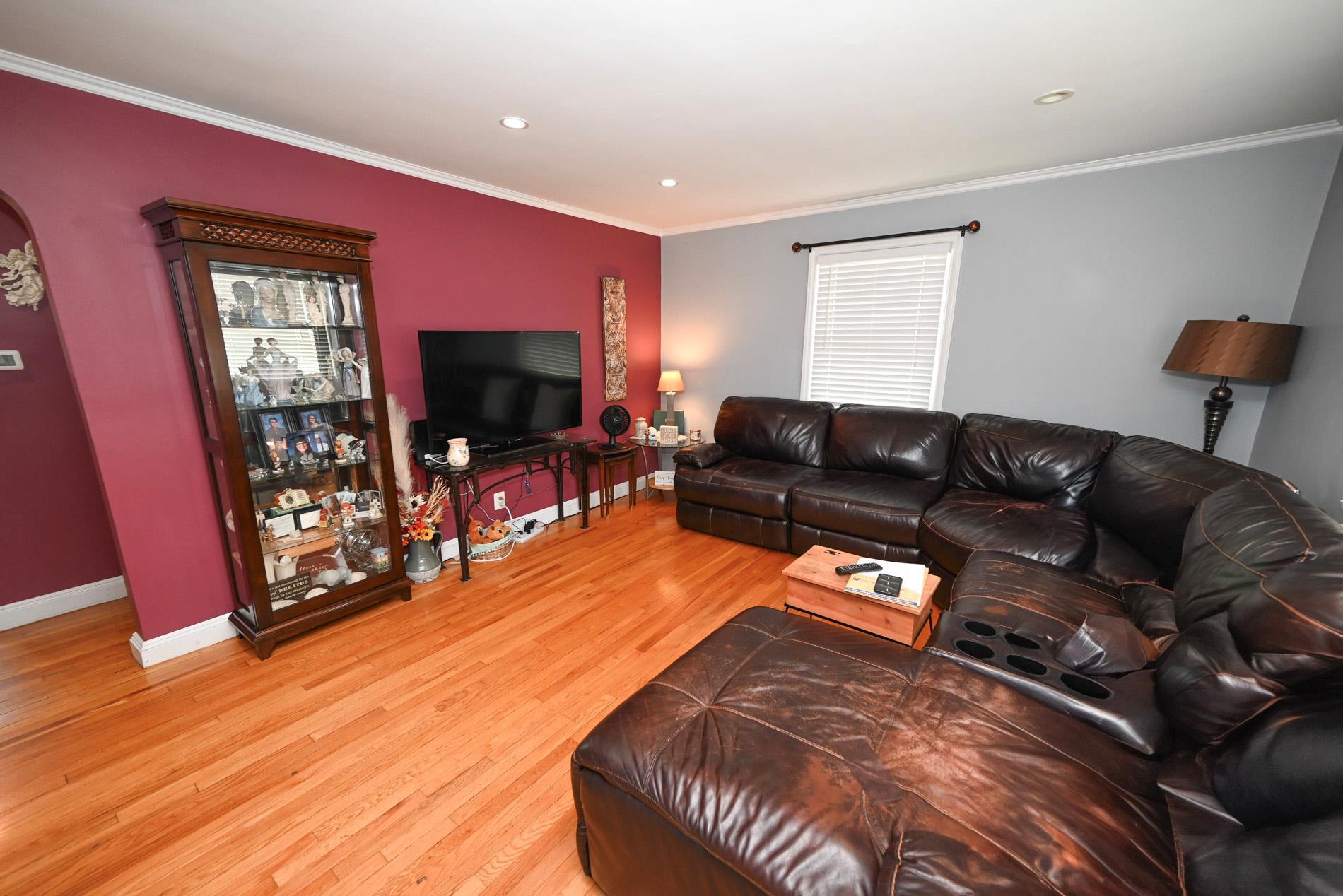 Single Family Polk  Nassau County, NY 11010, MLS-861035-2