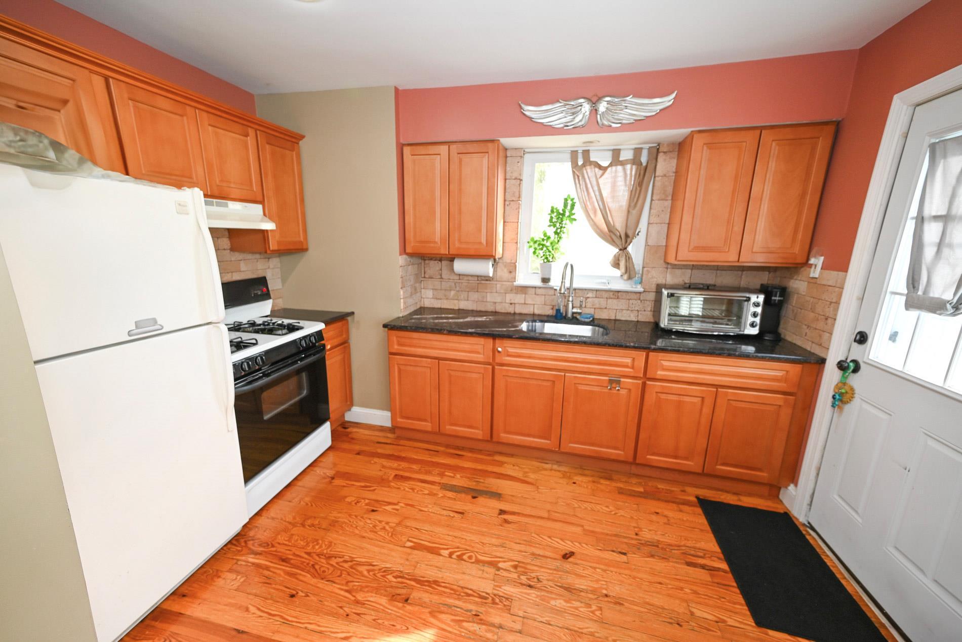 Single Family Polk  Nassau County, NY 11010, MLS-861035-4