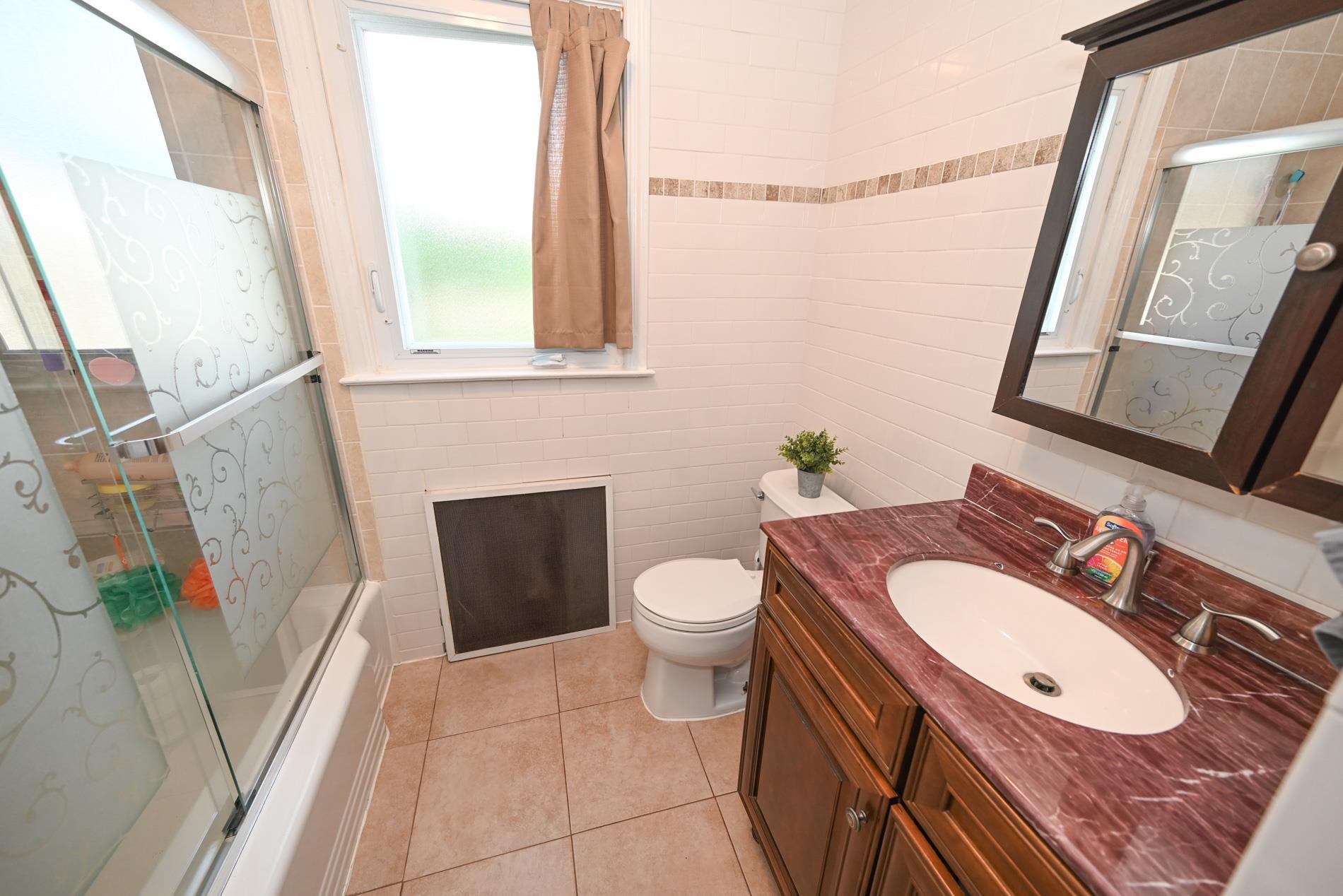Single Family Polk  Nassau County, NY 11010, MLS-861035-7