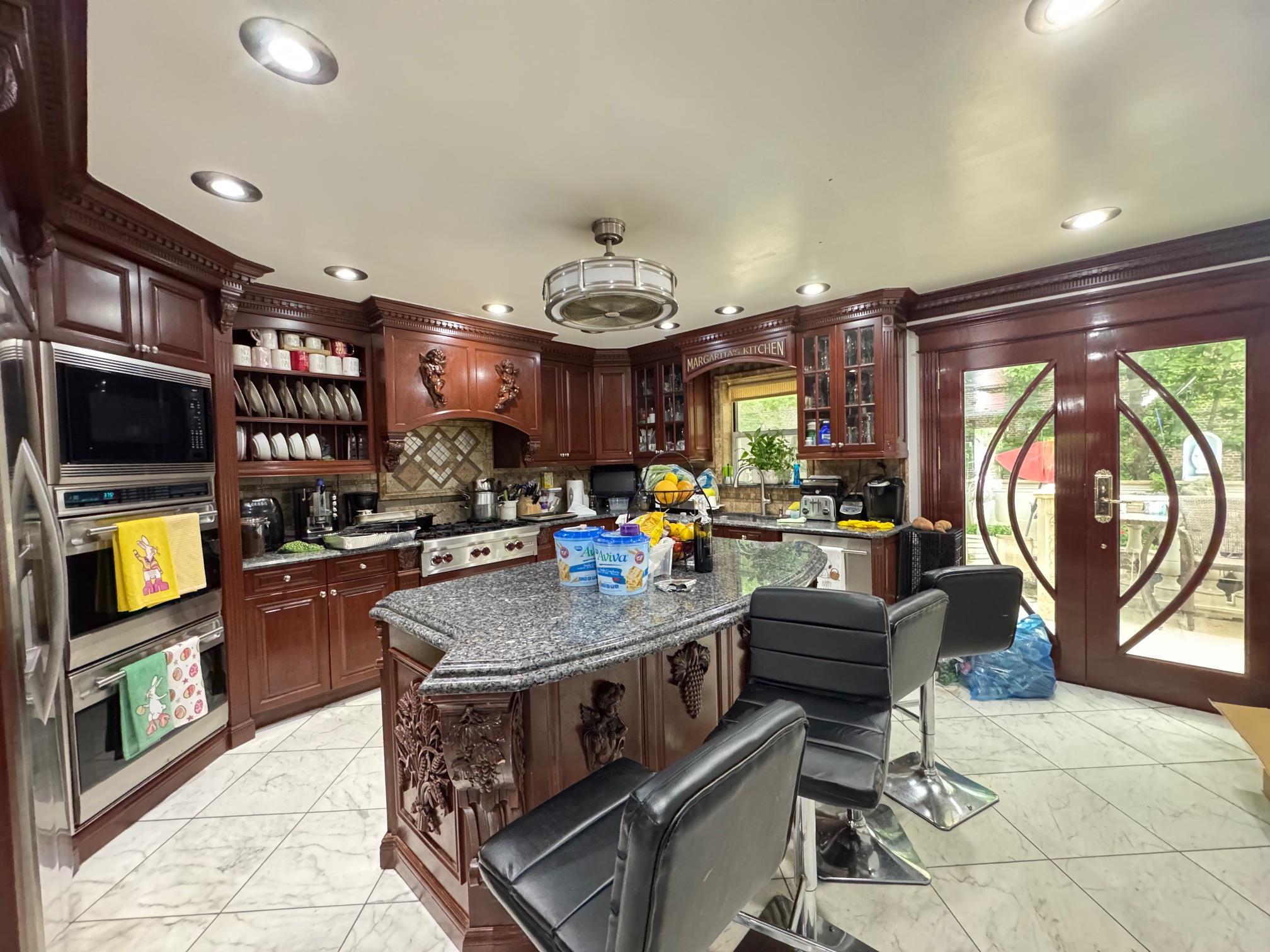 Single Family 26  Queens, NY 11105, MLS-861038-4