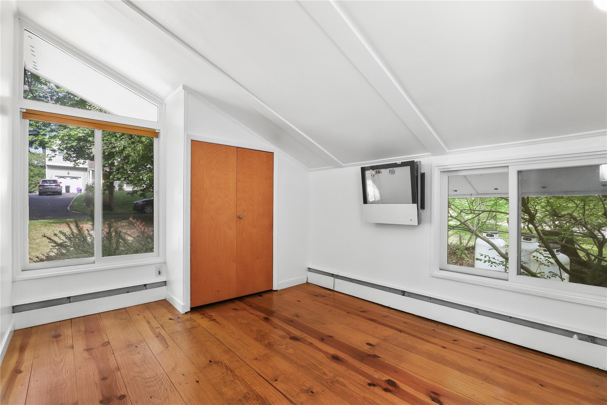 Single Family Lounsbury  Westchester County, NY 10520, MLS-861044-20