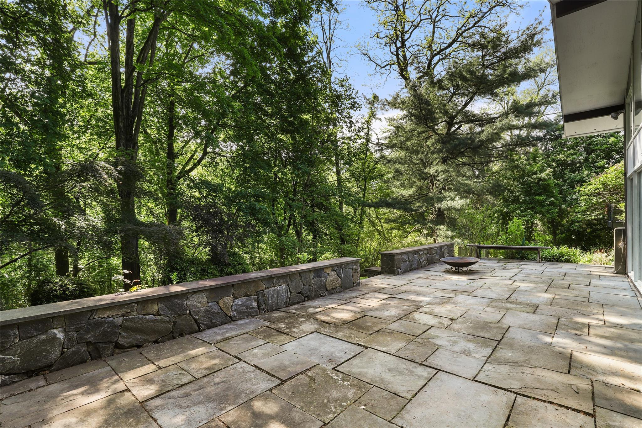 Single Family Lounsbury  Westchester County, NY 10520, MLS-861044-32