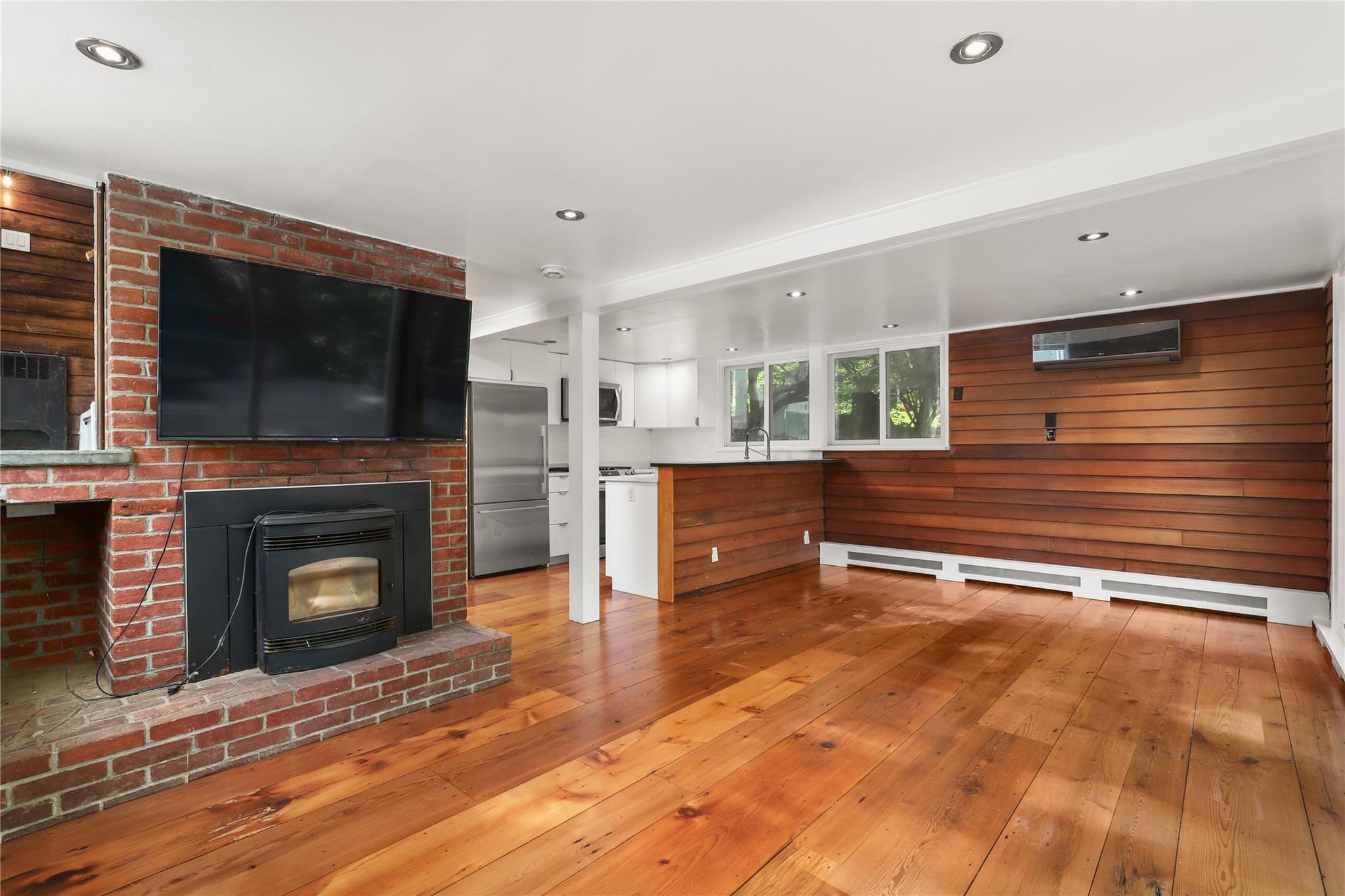 Single Family Lounsbury  Westchester County, NY 10520, MLS-861044-7