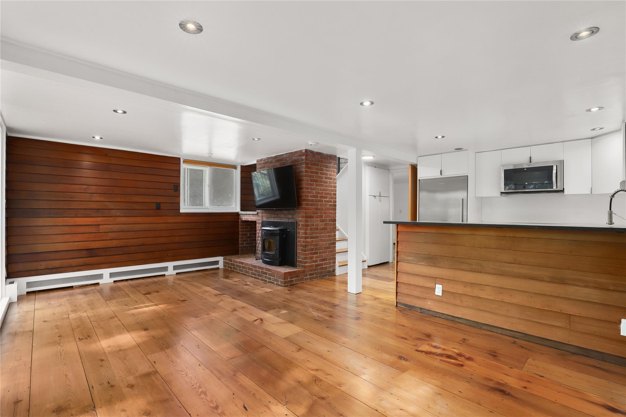 Single Family Lounsbury  Westchester County, NY 10520, MLS-861044-8