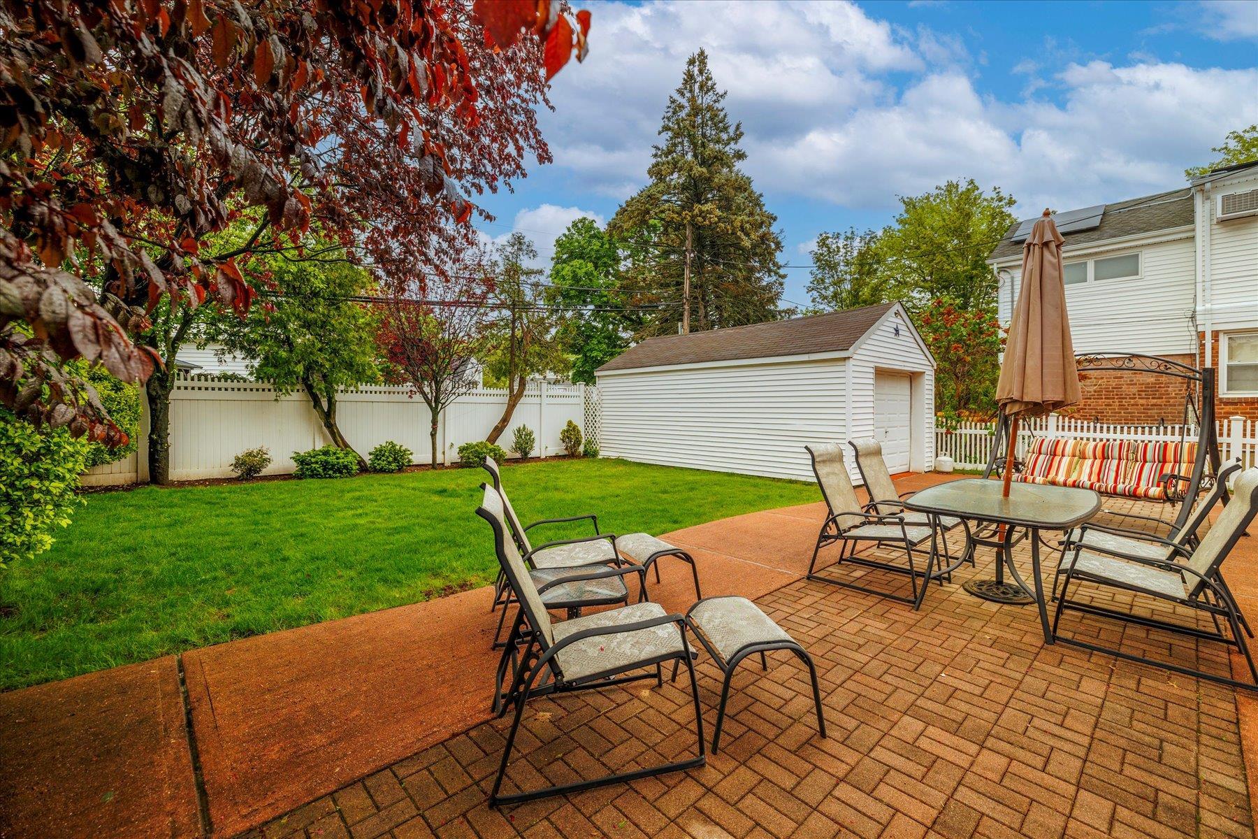 Single Family Croyden  Nassau County, NY 11040, MLS-861045-23