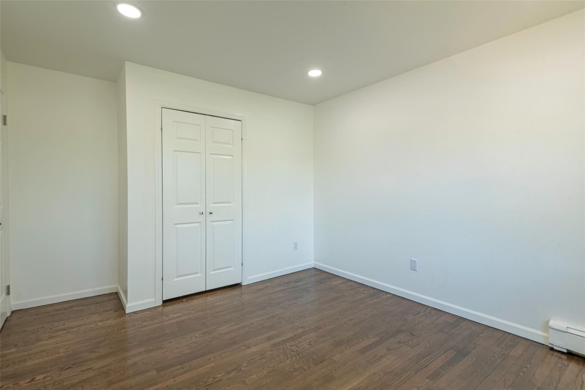 Single Family Morton  Nassau County, NY 11572, MLS-861053-34