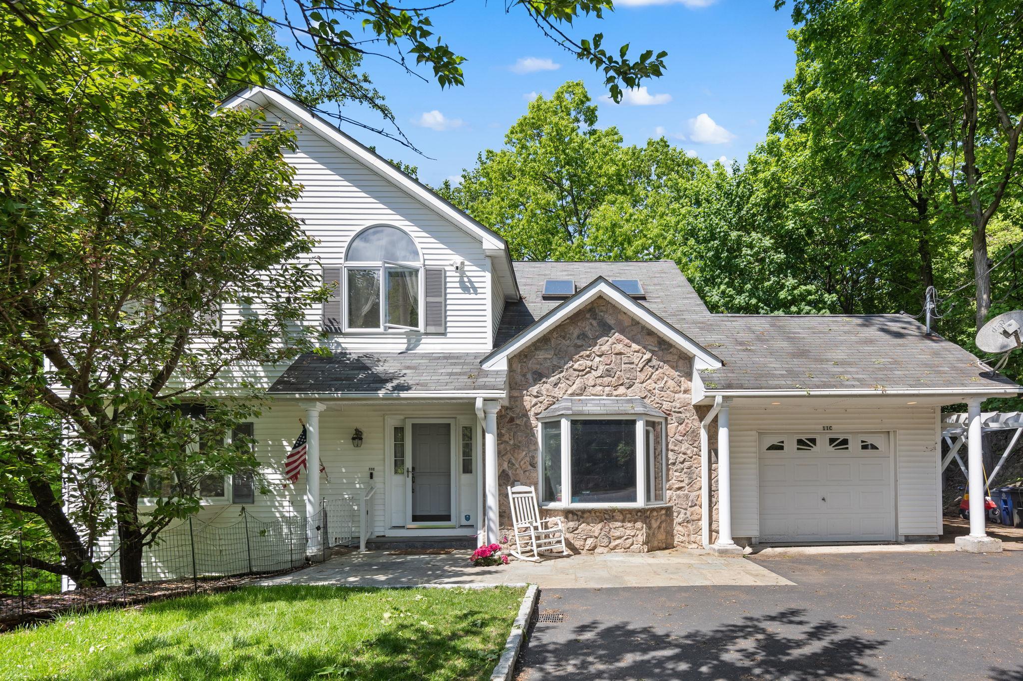 Single Family Piping Rock  Westchester County, NY 10562, MLS-861054-2