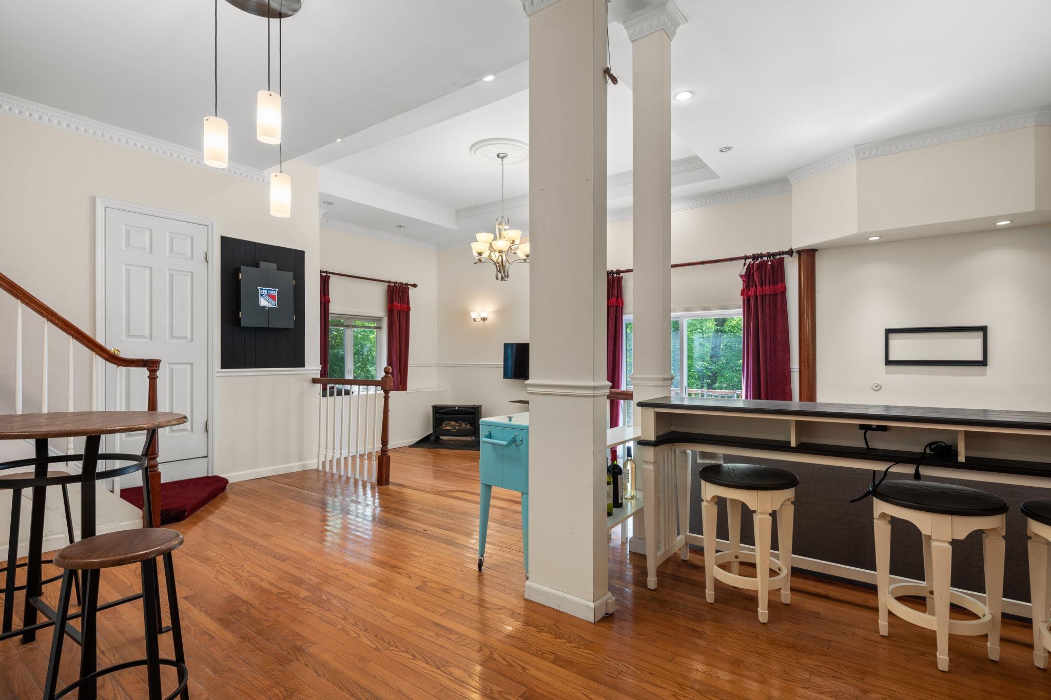 Single Family Piping Rock  Westchester County, NY 10562, MLS-861054-25