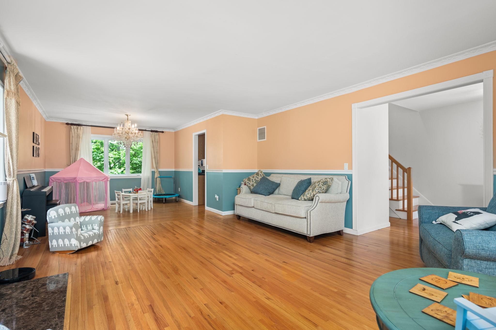 Single Family Piping Rock  Westchester County, NY 10562, MLS-861054-5