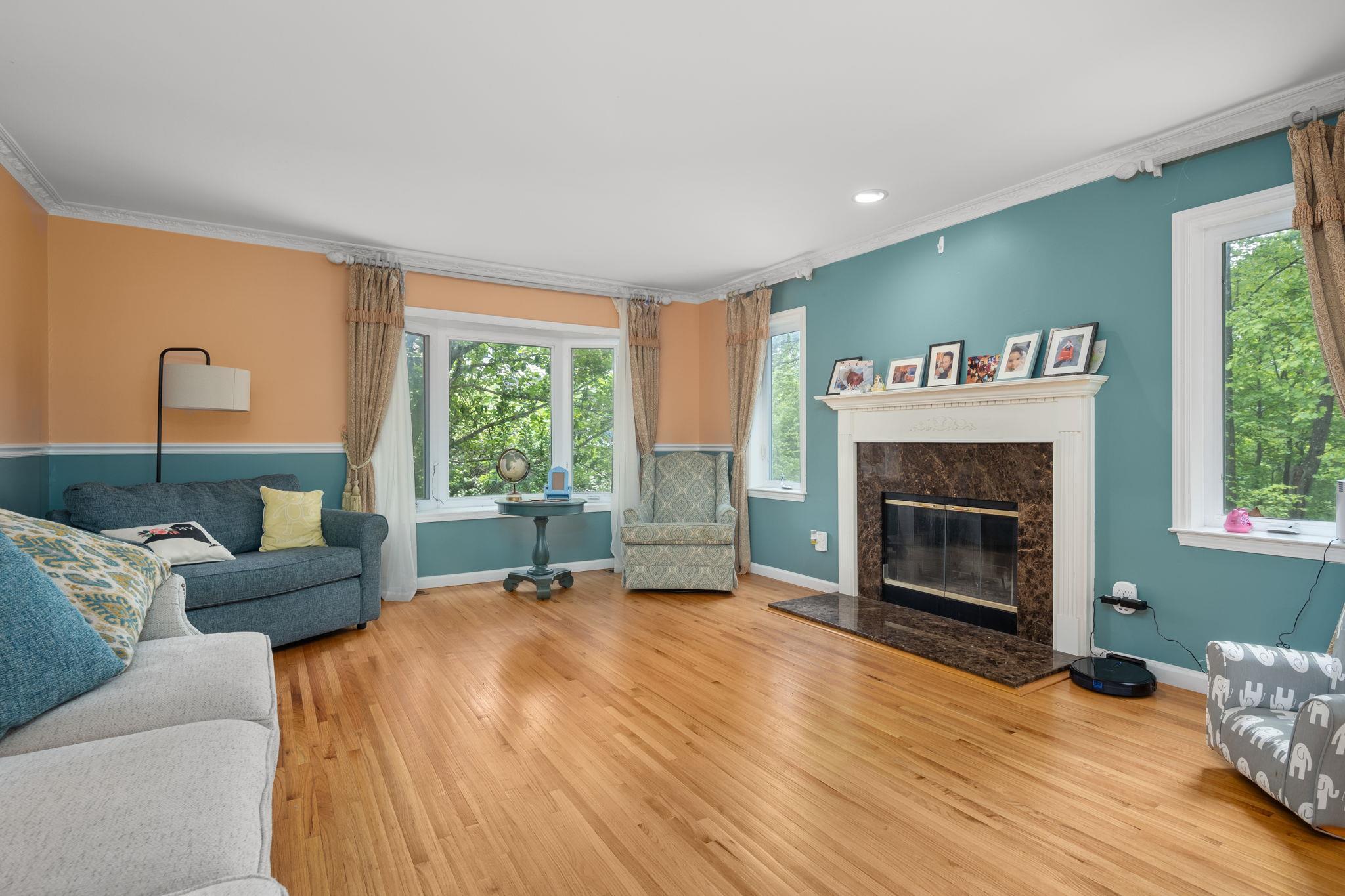 Single Family Piping Rock  Westchester County, NY 10562, MLS-861054-6