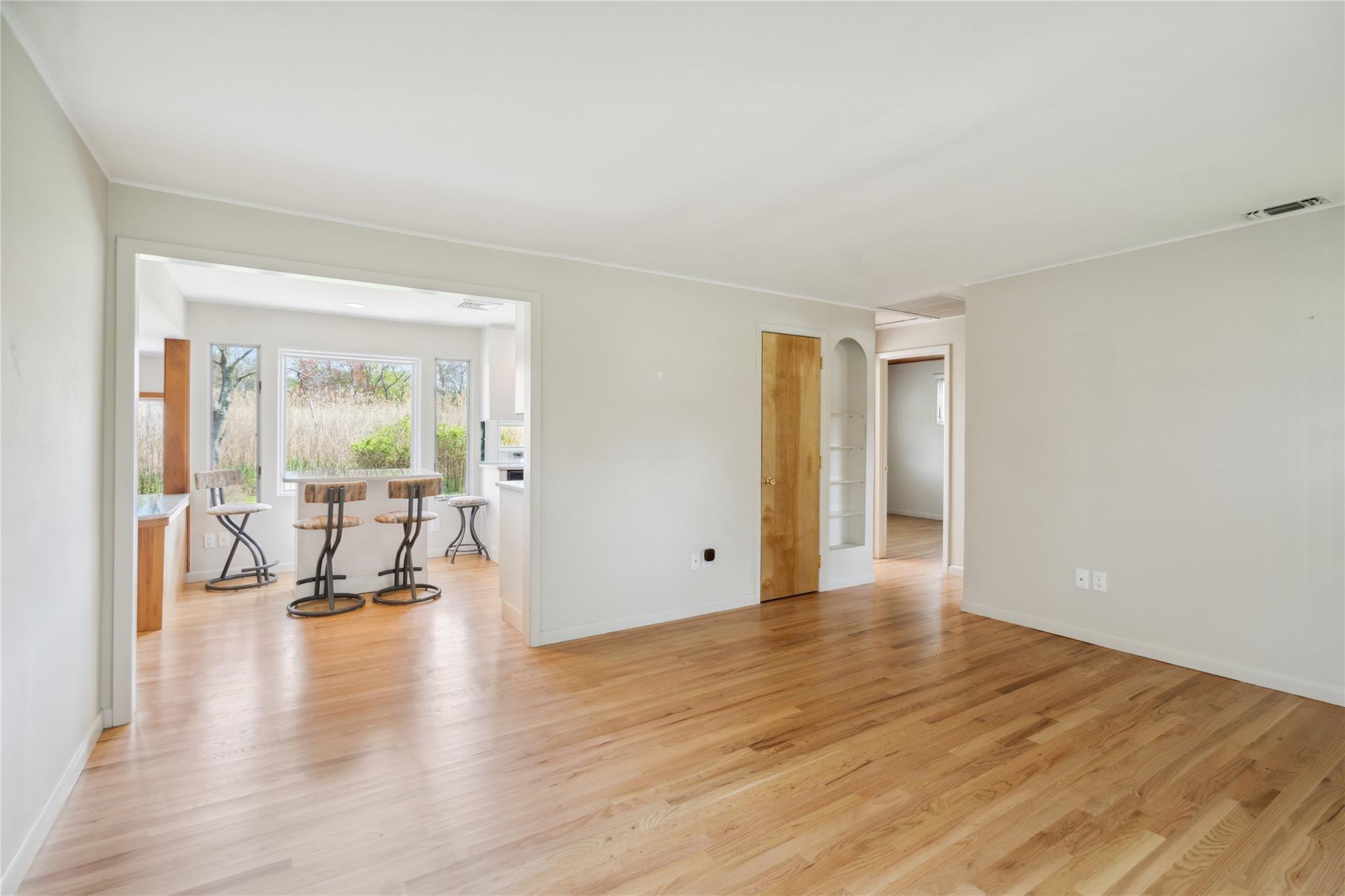 Single Family Bay  Suffolk County, NY 11705, MLS-861055-10