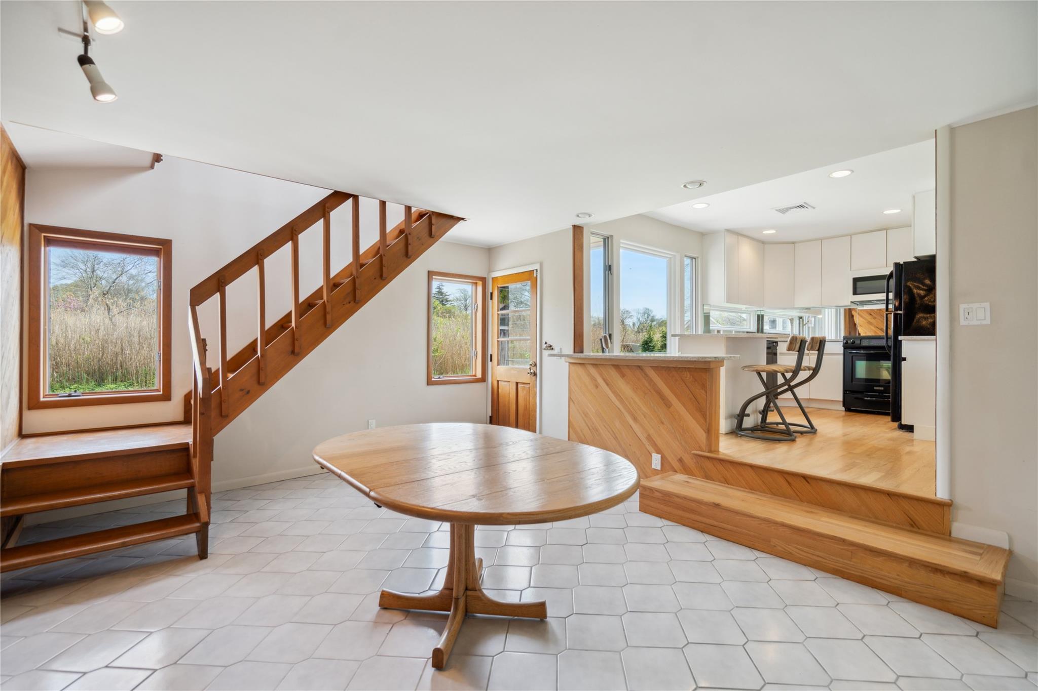 Single Family Bay  Suffolk County, NY 11705, MLS-861055-16
