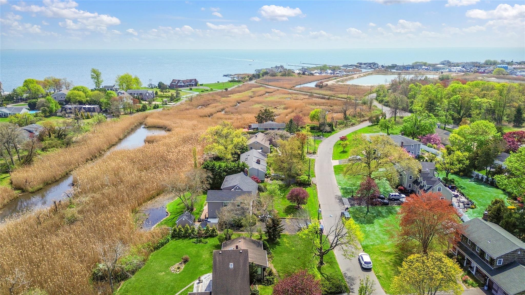 Single Family Bay  Suffolk County, NY 11705, MLS-861055-31