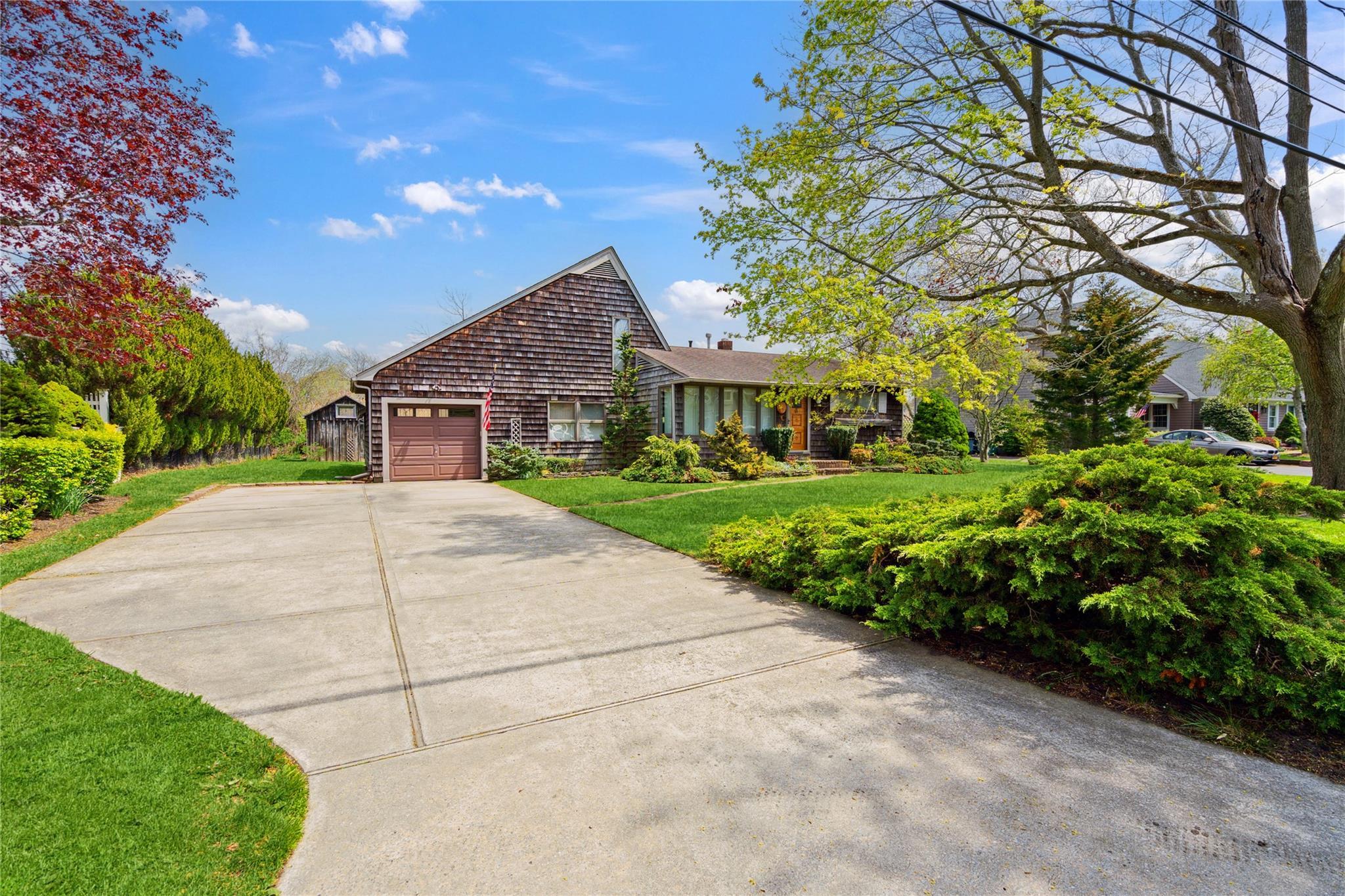 Single Family Bay  Suffolk County, NY 11705, MLS-861055-6