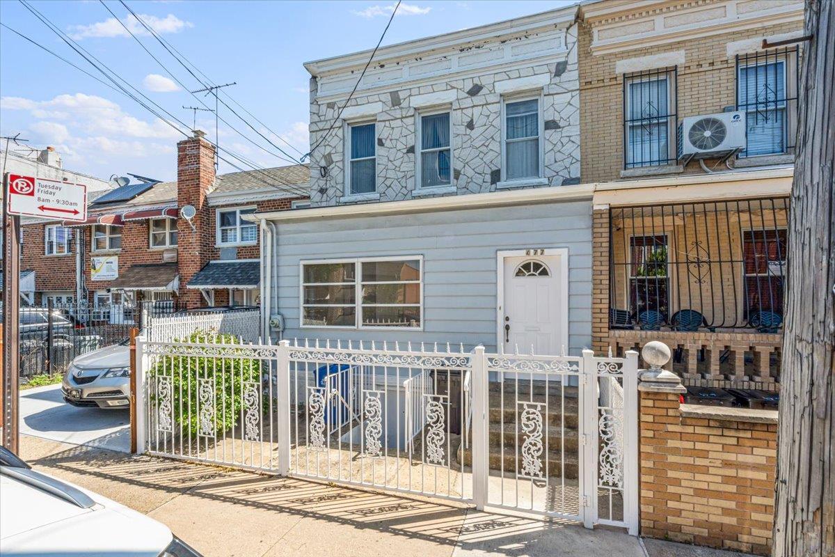 Single Family Berriman  Brooklyn, NY 11208, MLS-861062-2
