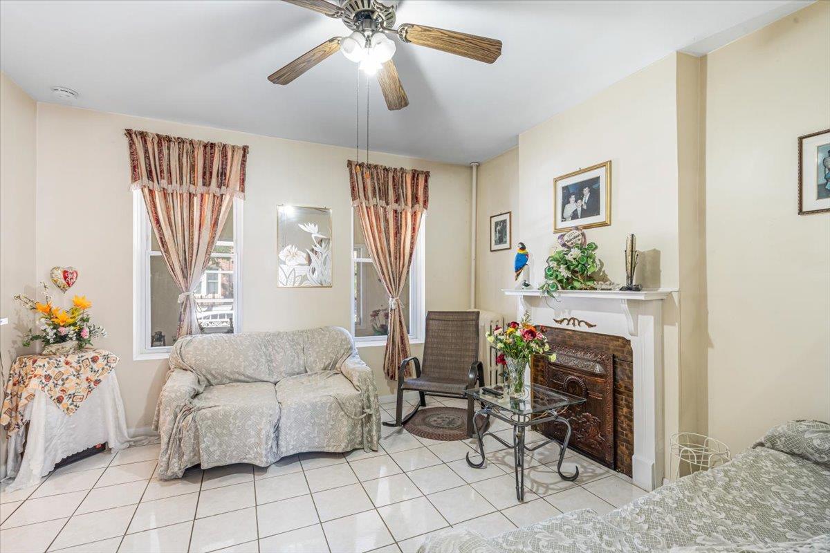 Single Family Berriman  Brooklyn, NY 11208, MLS-861062-4