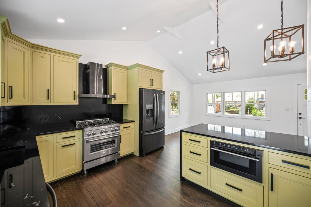 Single Family Shinnecock  Suffolk County, NY 11946, MLS-861073-12