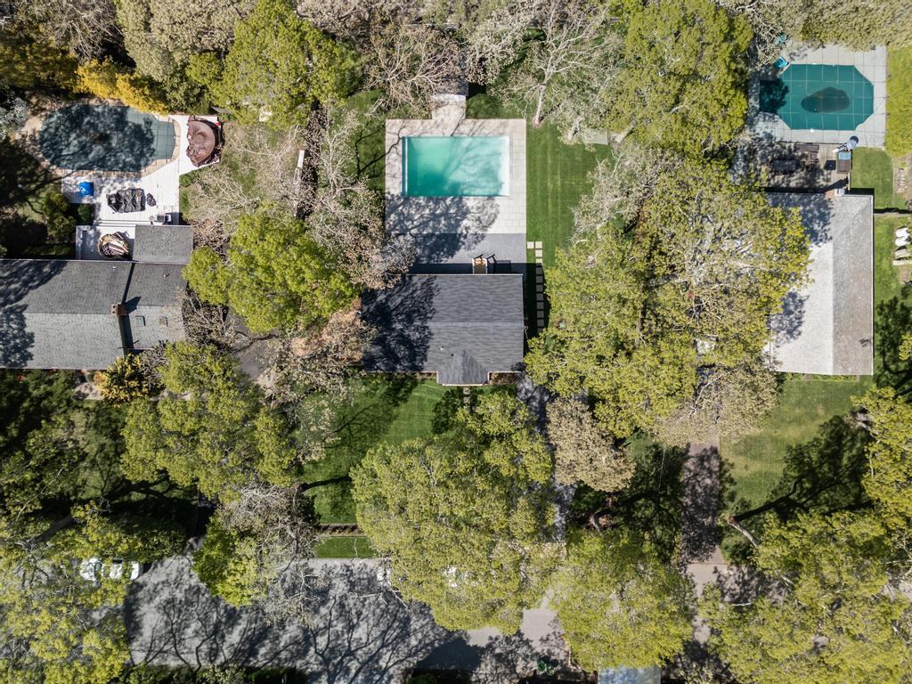 Single Family Shinnecock  Suffolk County, NY 11946, MLS-861073-24