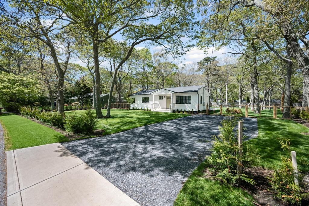Single Family Shinnecock  Suffolk County, NY 11946, MLS-861073-3