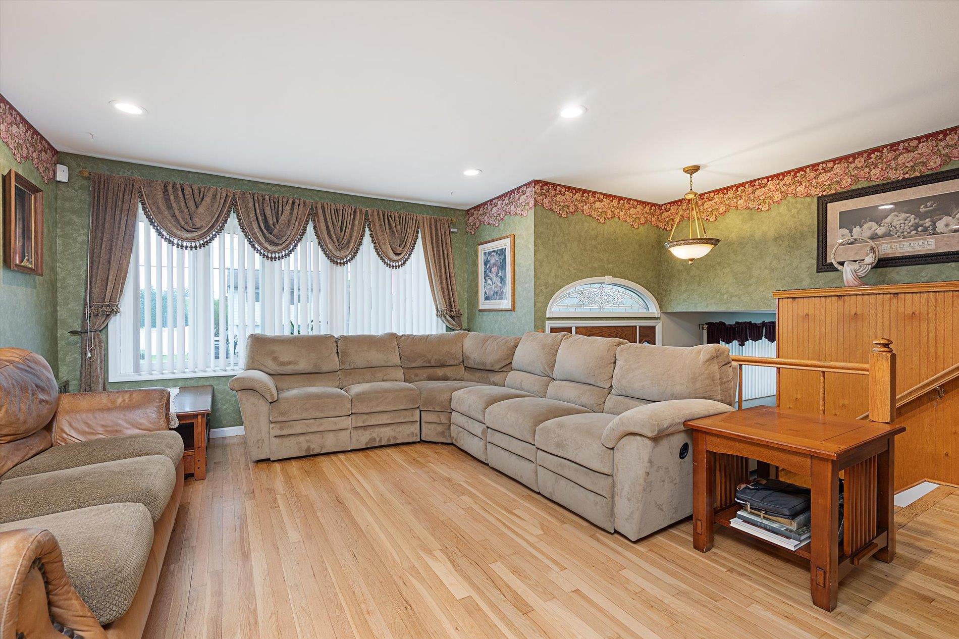 Single Family Idaho  Nassau County, NY 11758, MLS-861074-15