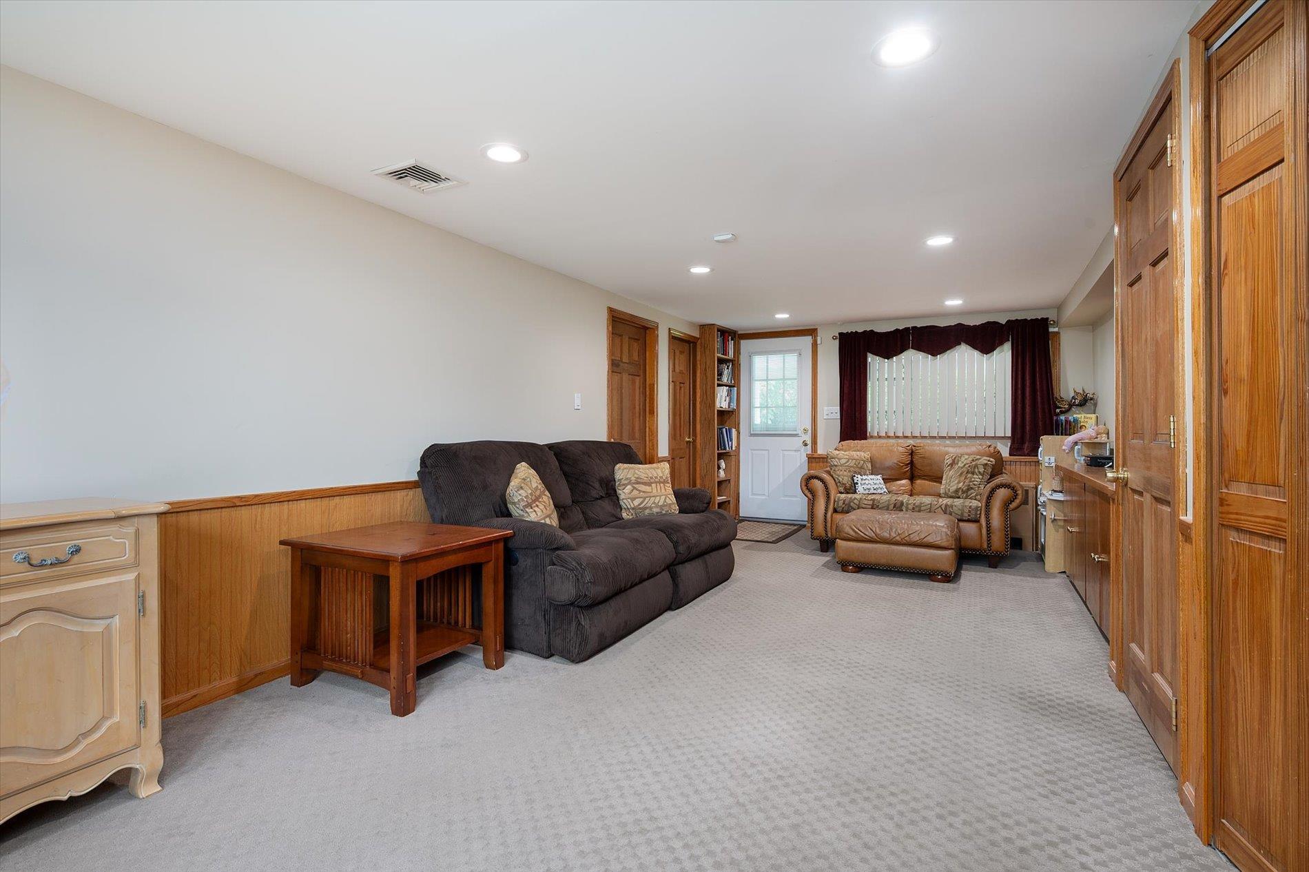 Single Family Idaho  Nassau County, NY 11758, MLS-861074-3