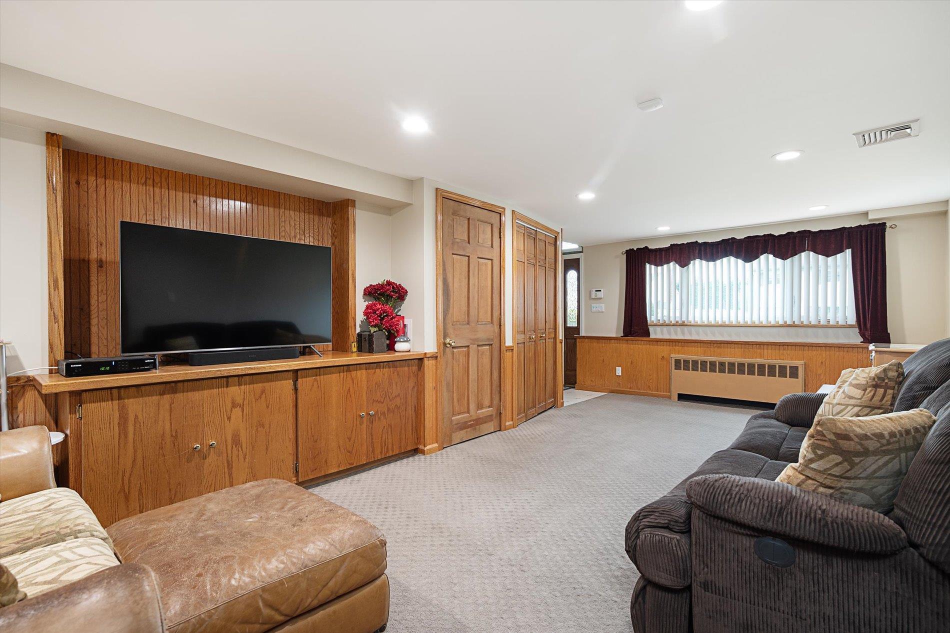 Single Family Idaho  Nassau County, NY 11758, MLS-861074-4
