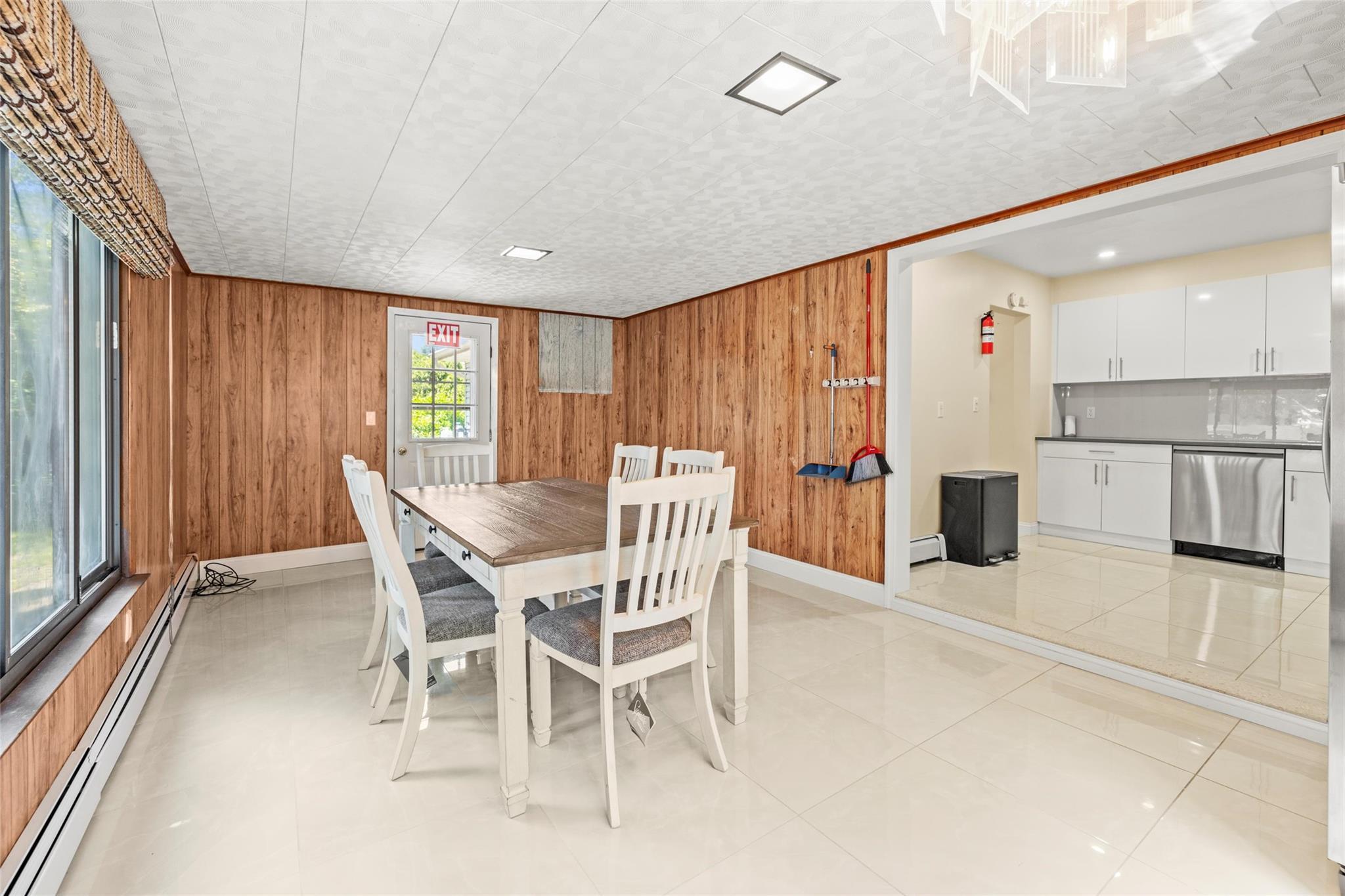 Single Family Jeffrey  Nassau County, NY 11554, MLS-861118-12
