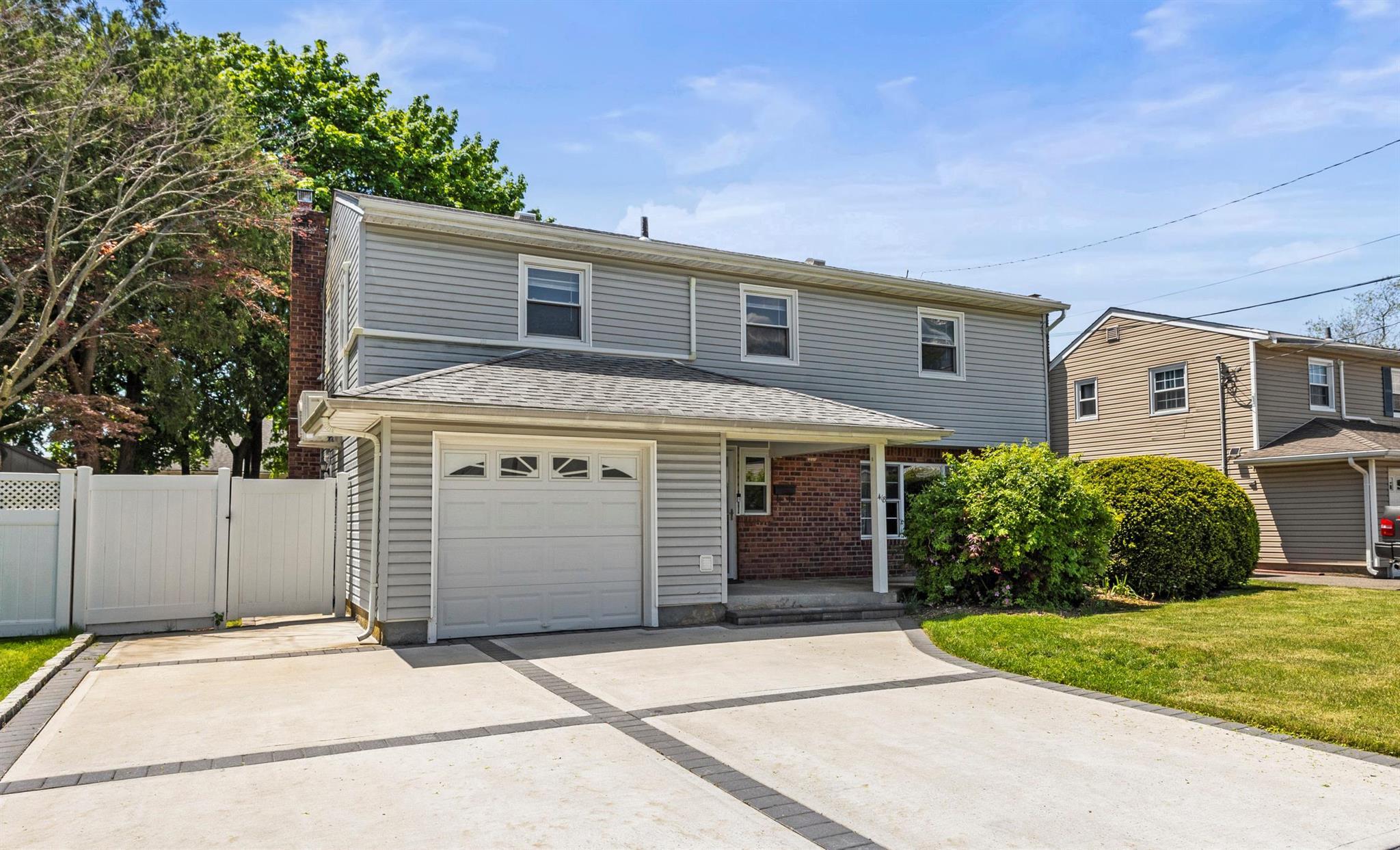 Single Family Jeffrey  Nassau County, NY 11554, MLS-861118-2