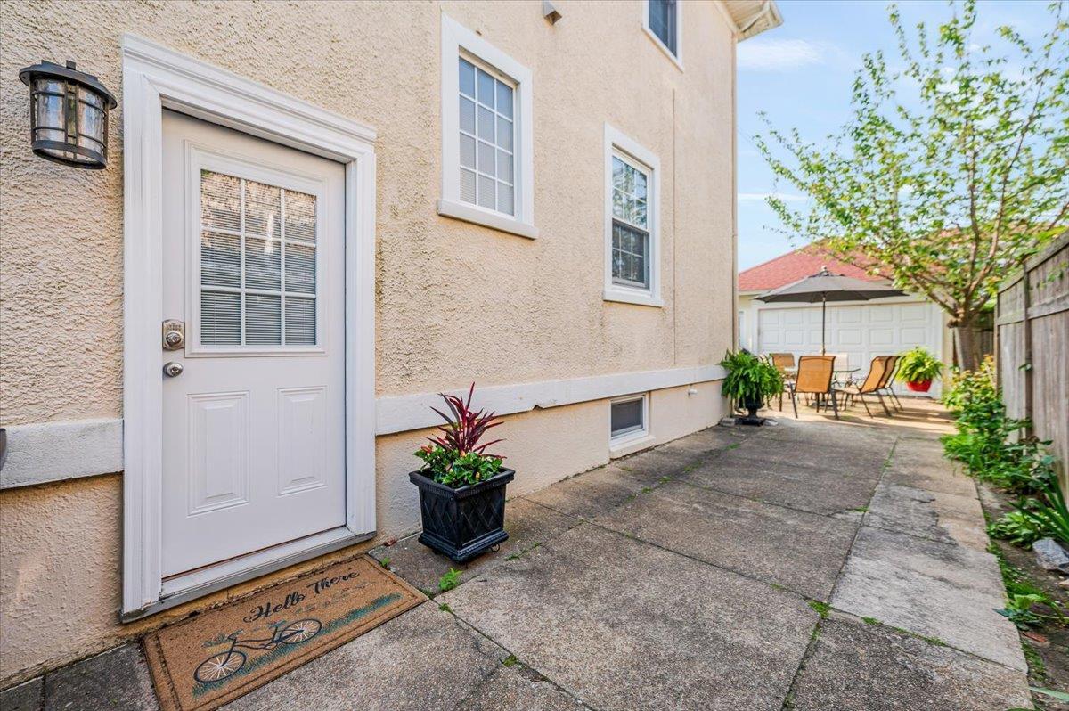 Single Family Olive  Nassau County, NY 11561, MLS-861131-24