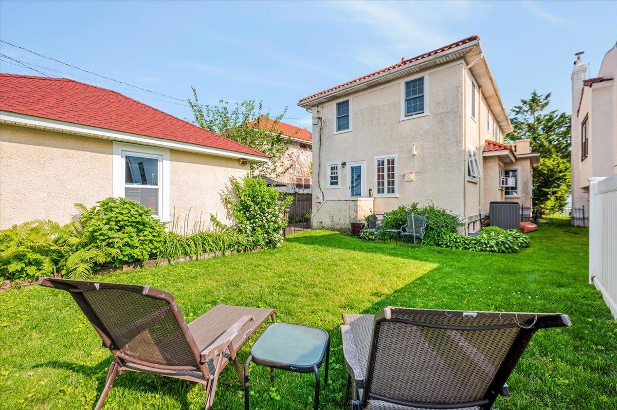 Single Family Olive  Nassau County, NY 11561, MLS-861131-26