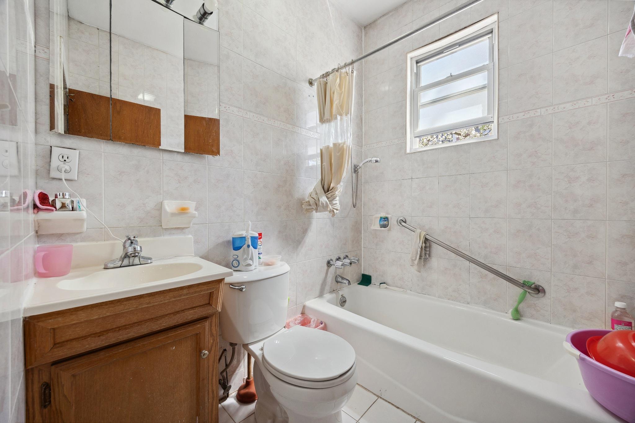 Single Family 66th  Queens, NY 11377, MLS-861134-16