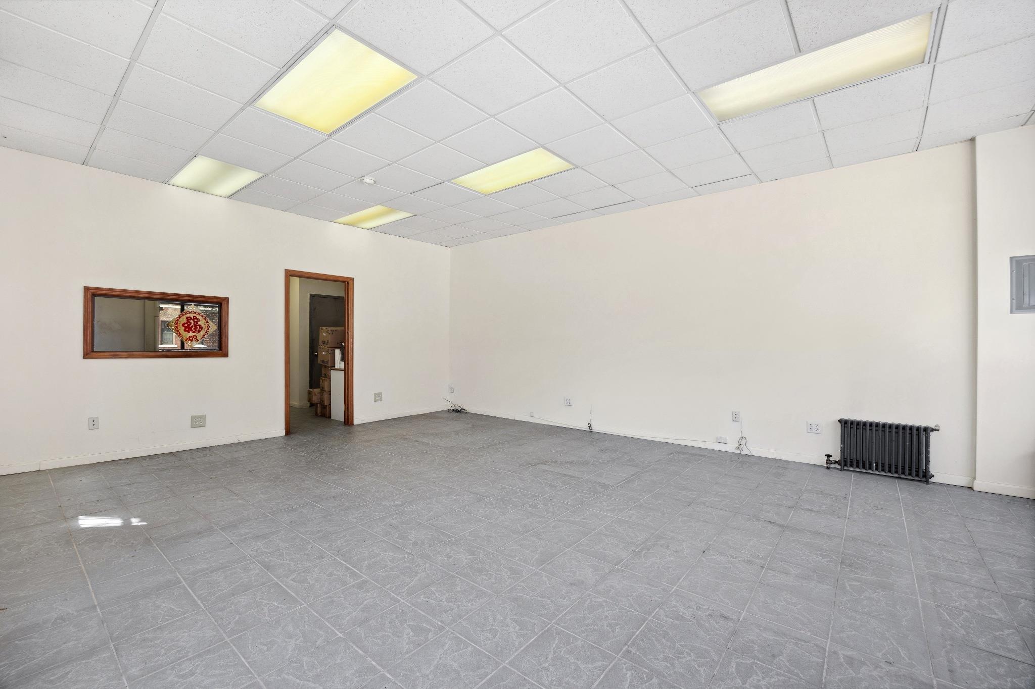 Single Family 66th  Queens, NY 11377, MLS-861134-7