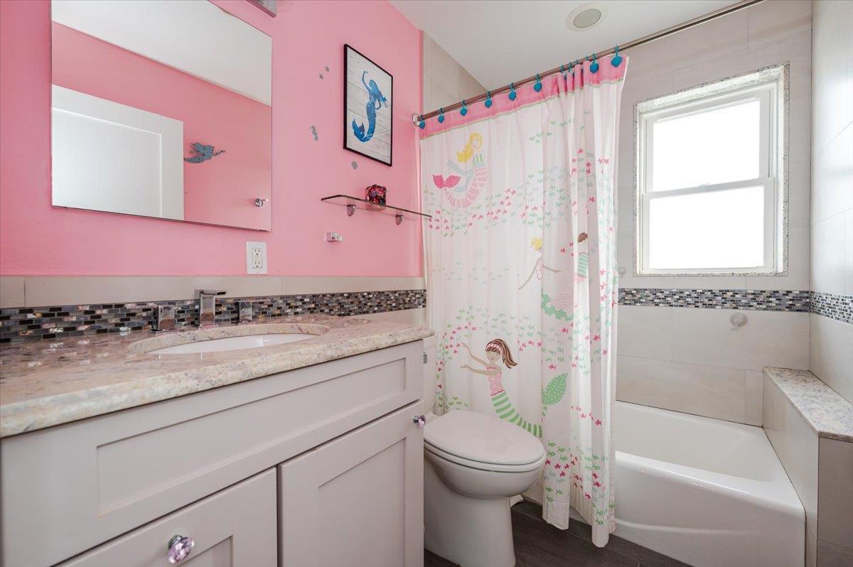 Single Family Indiana  Nassau County, NY 11561, MLS-861137-17