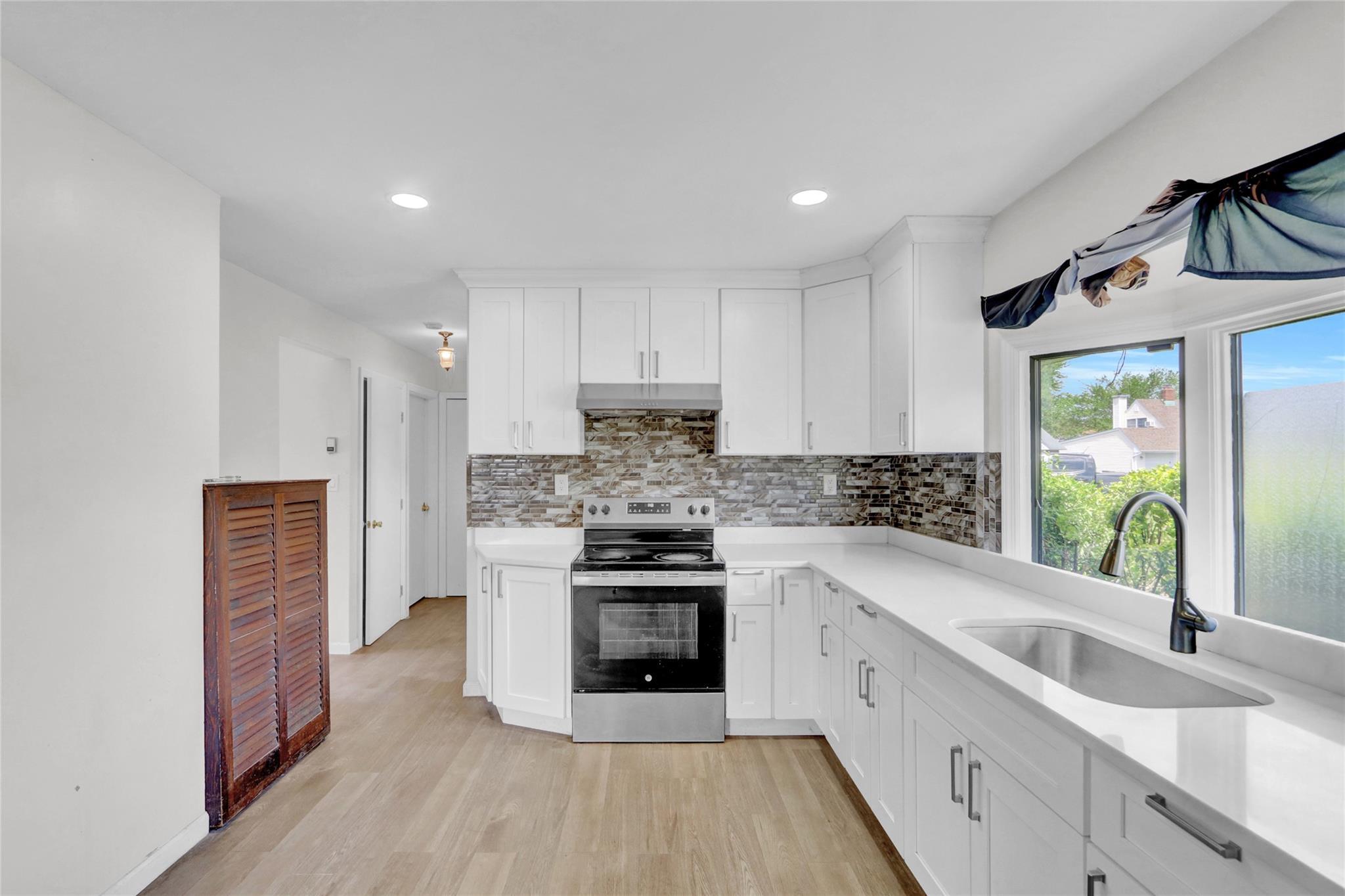 Single Family Shield  Nassau County, NY 11756, MLS-861138-16