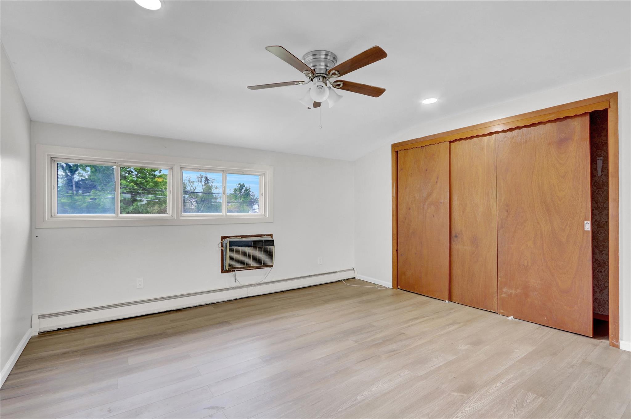 Single Family Shield  Nassau County, NY 11756, MLS-861138-21