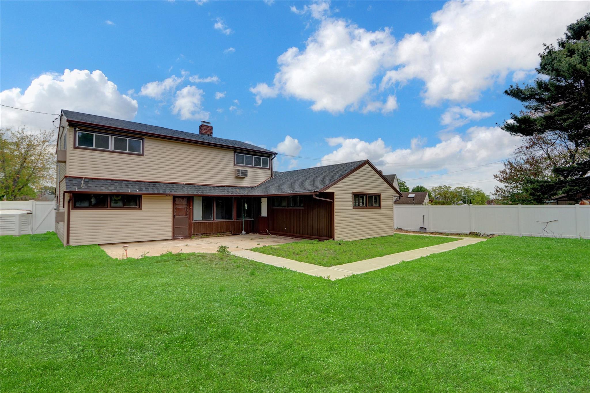 Single Family Shield  Nassau County, NY 11756, MLS-861138-26