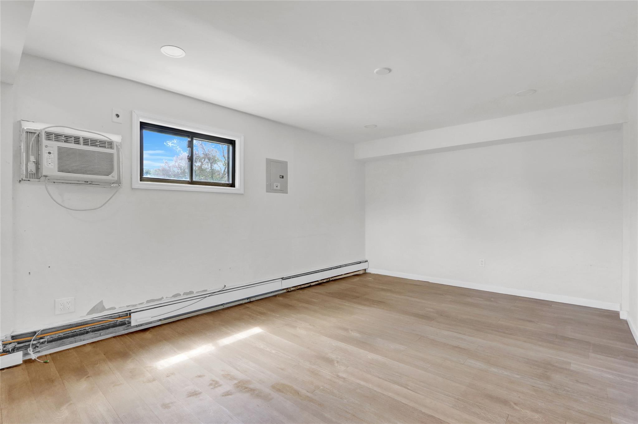 Single Family Shield  Nassau County, NY 11756, MLS-861138-5